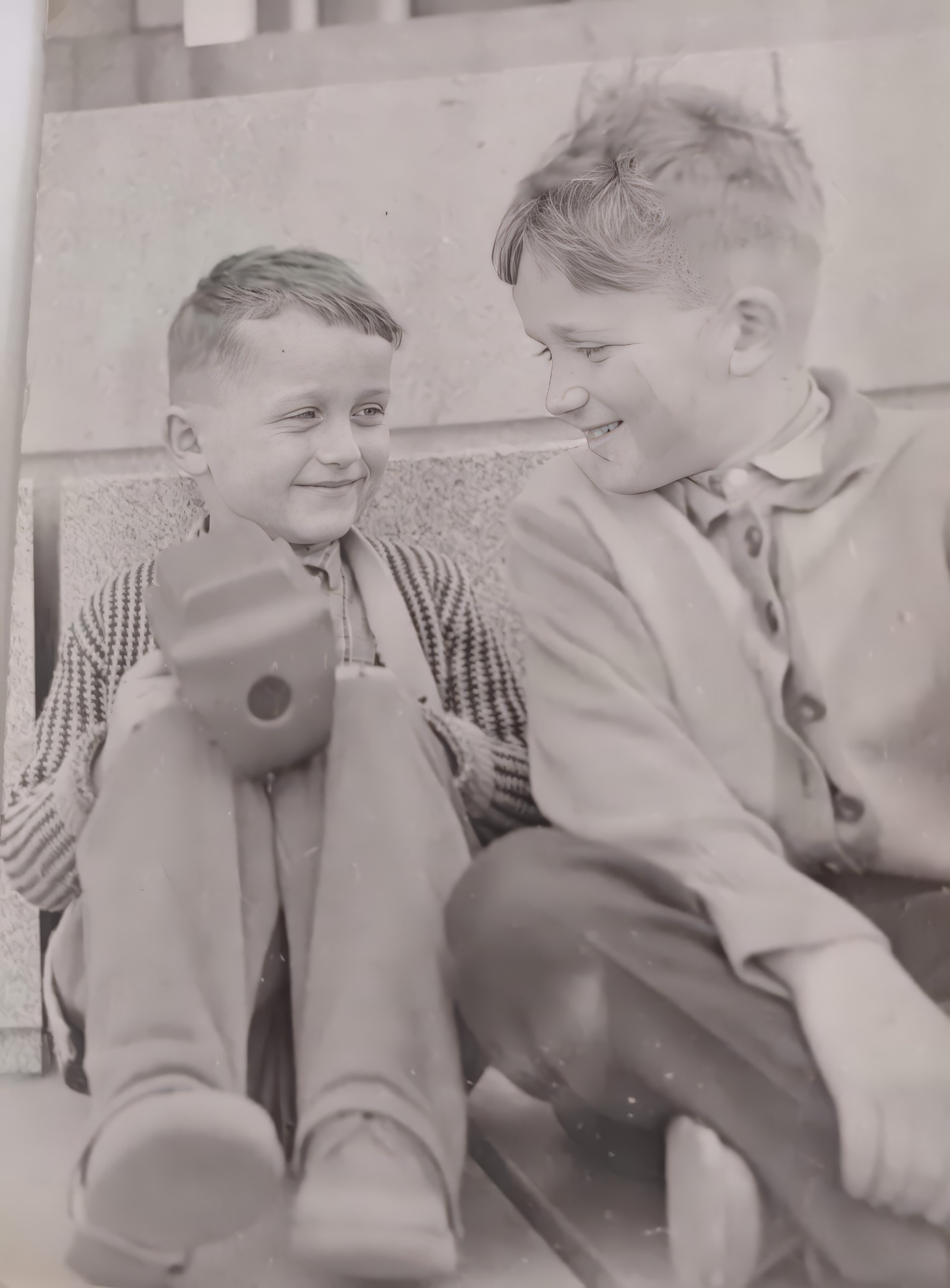 Zľava: Ernest (Eťo) a Marian.